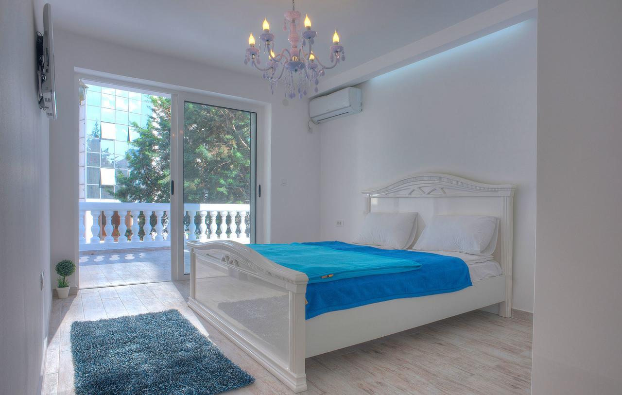 Domador Rooms & Apartments Bečići Exterior photo